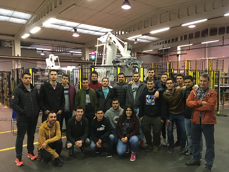 Visita técnica en SINTERPACK  de los alumnos de 1º de Automatización y Robótica Industrial.